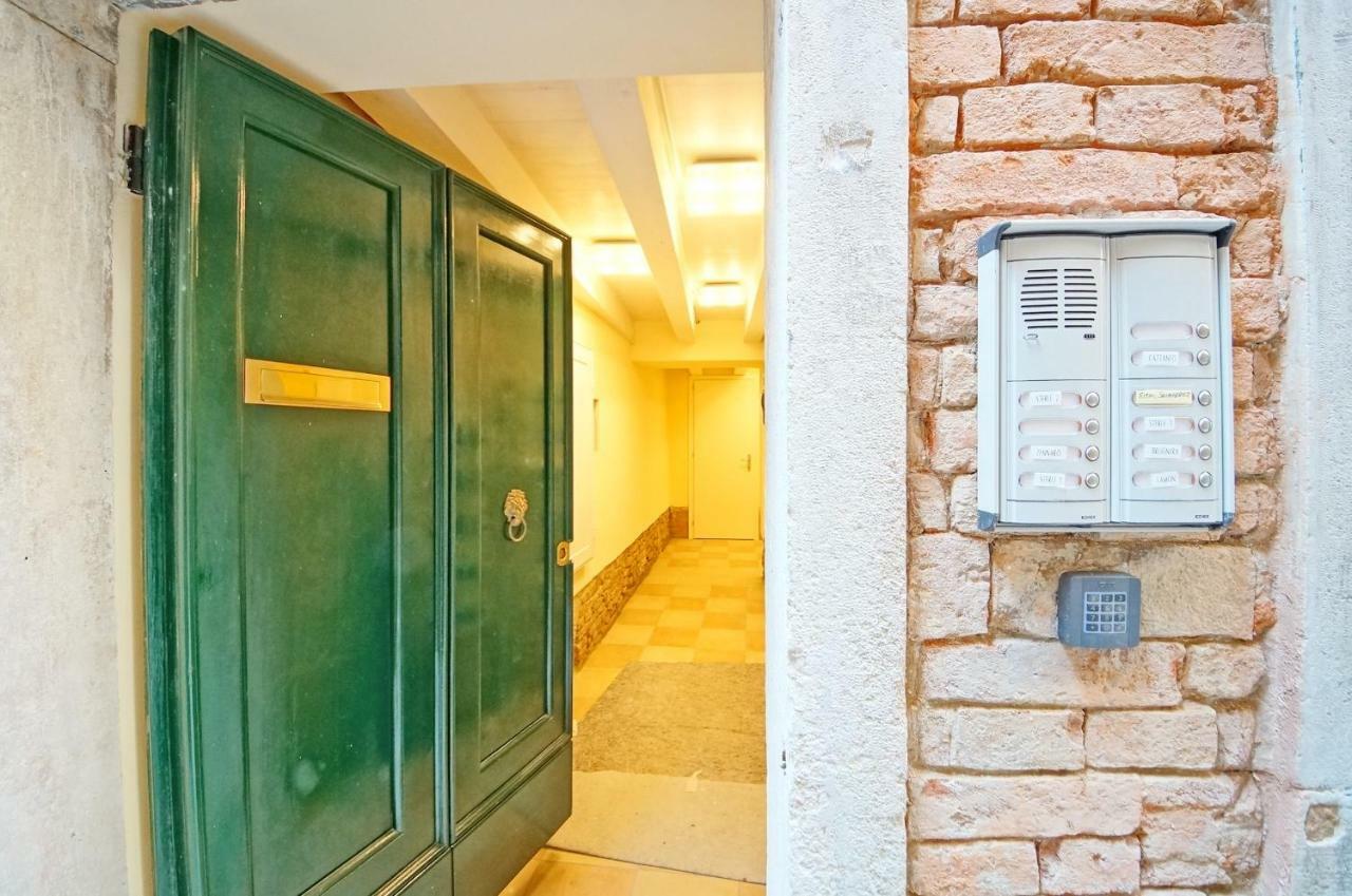 Dolcevita Apartments N 443 Венеція Екстер'єр фото